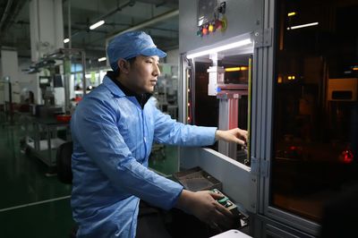 新春開工進(jìn)行時(shí)|開特電子:600名工人全部返廠鼓足干勁忙生產(chǎn),向新能源、智能網(wǎng)聯(lián)領(lǐng)域進(jìn)軍